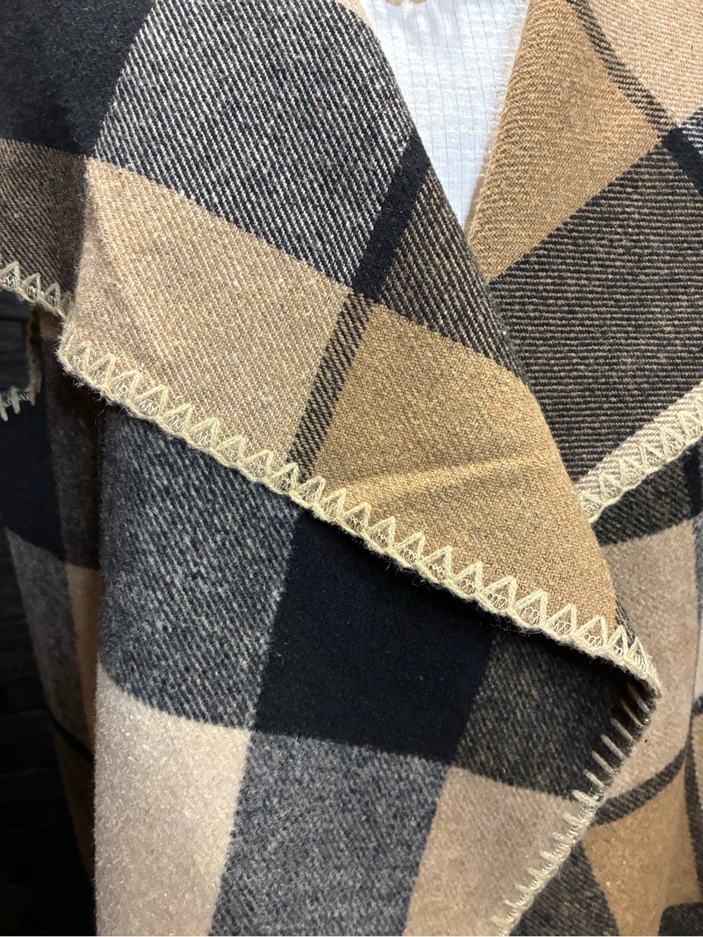 Mud Pie Tan & Black Plaid Open-Front Cape - Picture 2 of 7